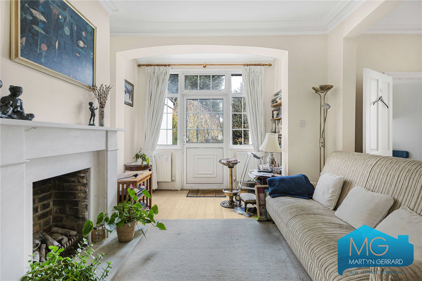 Holly Park, Finchley Central, London, N3+  - Martyn Gerrard