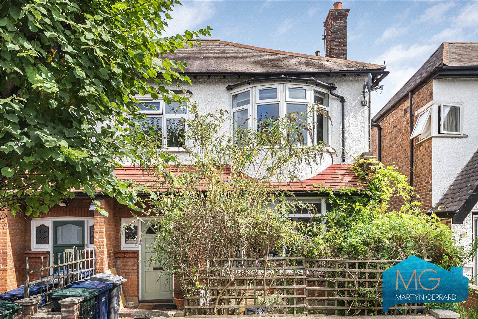3 bedroom End of Terrace House for sale - Martyn Gerrard