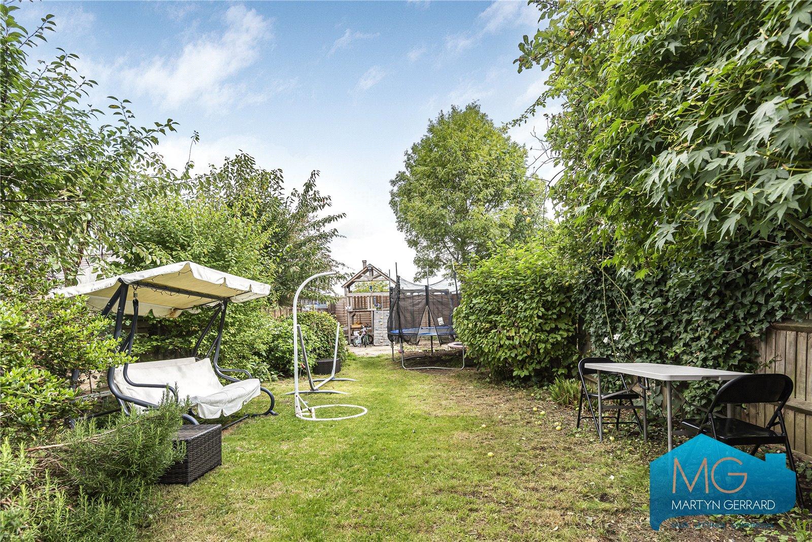 3 bedroom End of Terrace House for sale - Martyn Gerrard