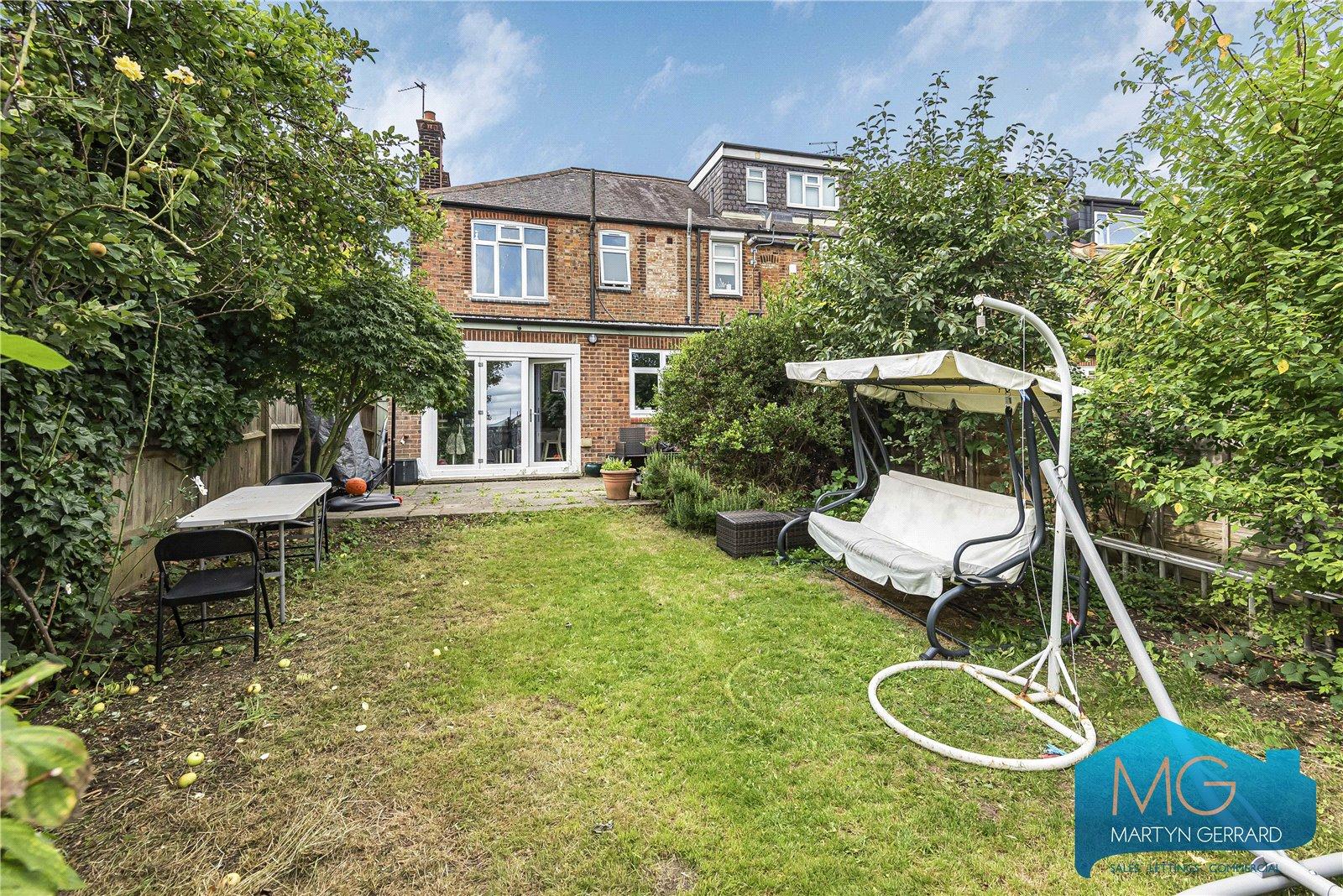 3 bedroom End of Terrace House for sale - Martyn Gerrard