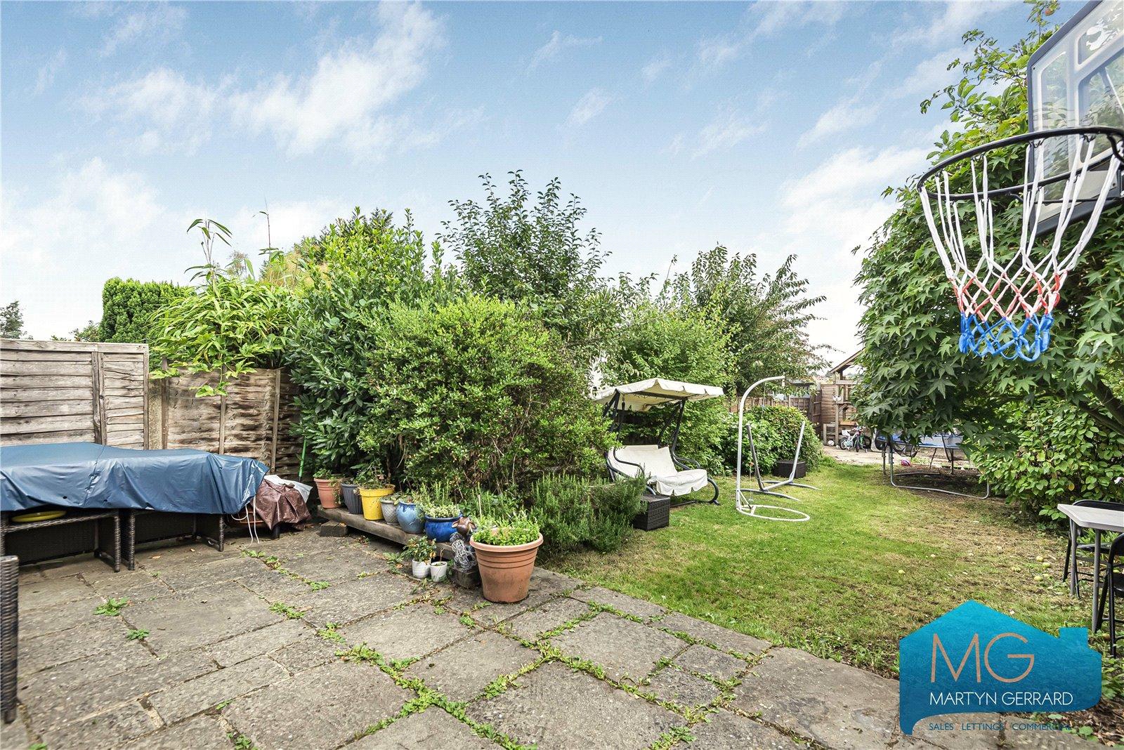 3 bedroom End of Terrace House for sale - Martyn Gerrard