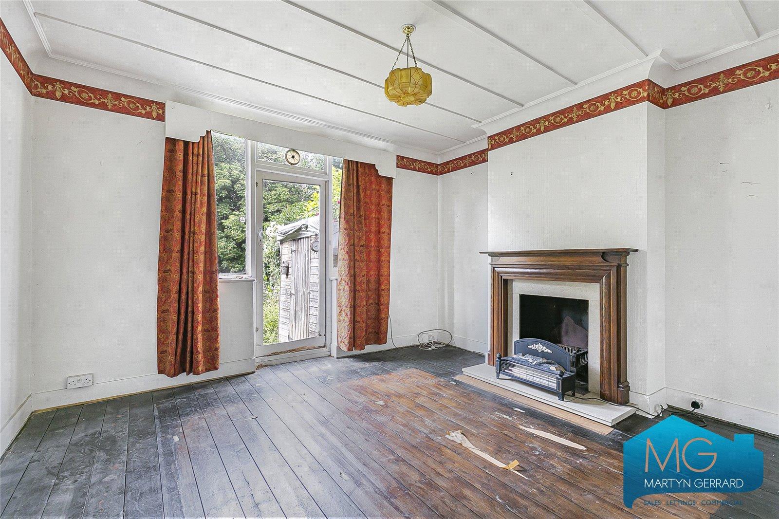 3 bedroom Semi-Detached House for sale - Martyn Gerrard