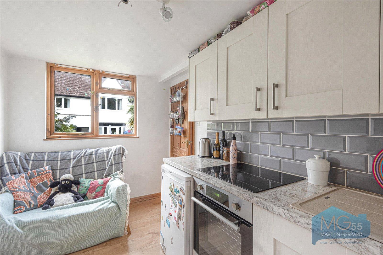 4 bedroom Semi-Detached House for sale - Martyn Gerrard