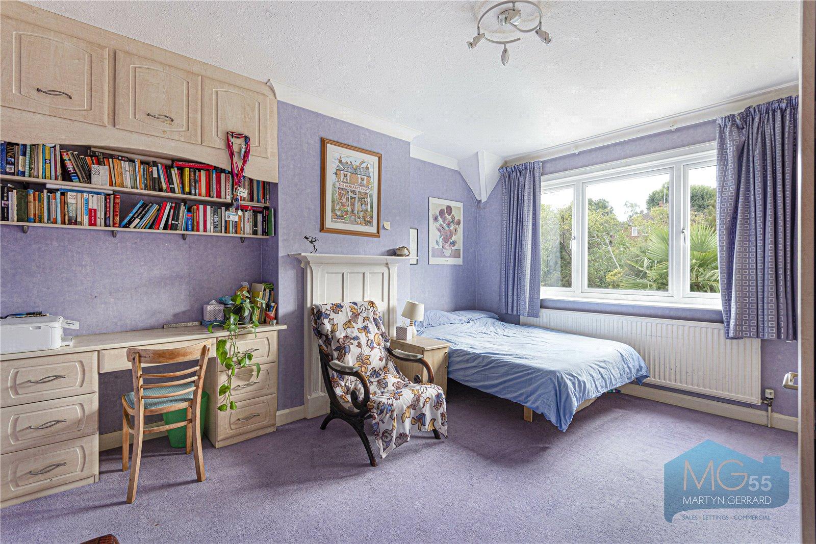 4 bedroom Semi-Detached House for sale - Martyn Gerrard