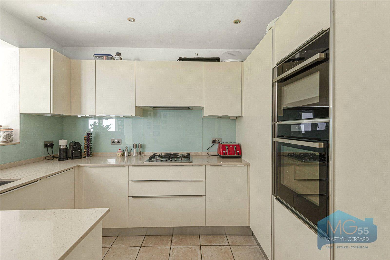 4 bedroom Semi-Detached House for sale - Martyn Gerrard