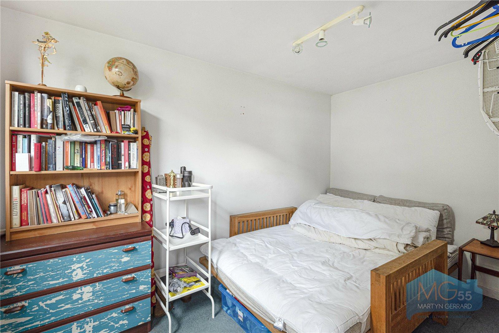 4 bedroom Semi-Detached House for sale - Martyn Gerrard