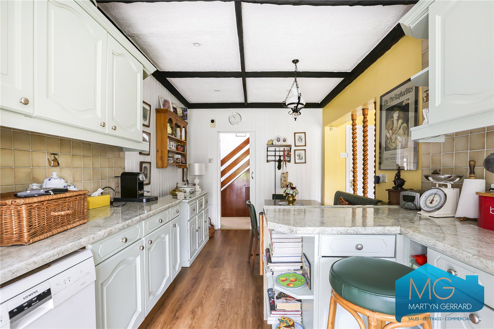 4 bedroom Detached House for sale - Martyn Gerrard