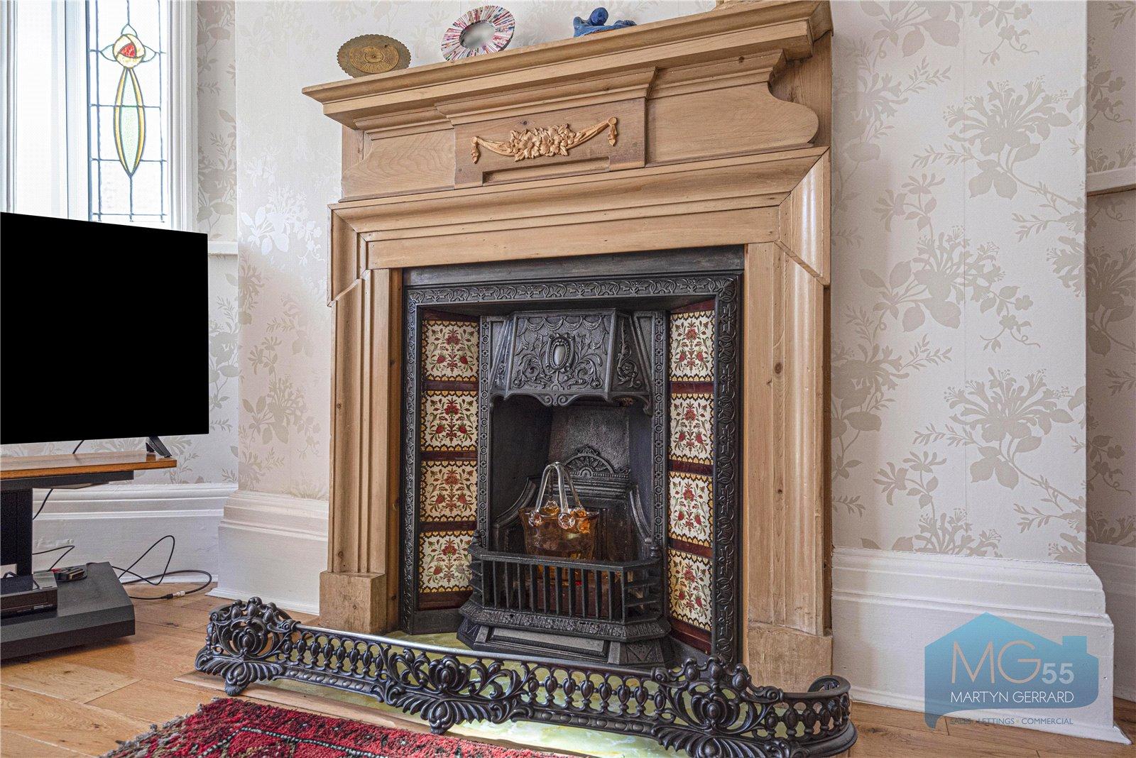 5 bedroom Detached House for sale - Martyn Gerrard