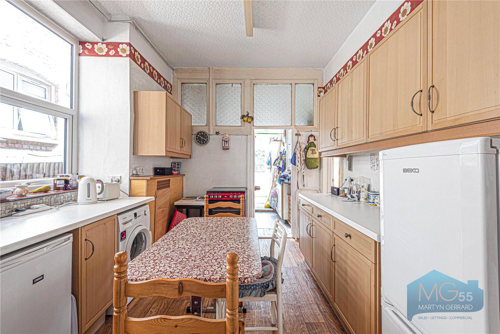 5 bedroom Detached House for sale - Martyn Gerrard