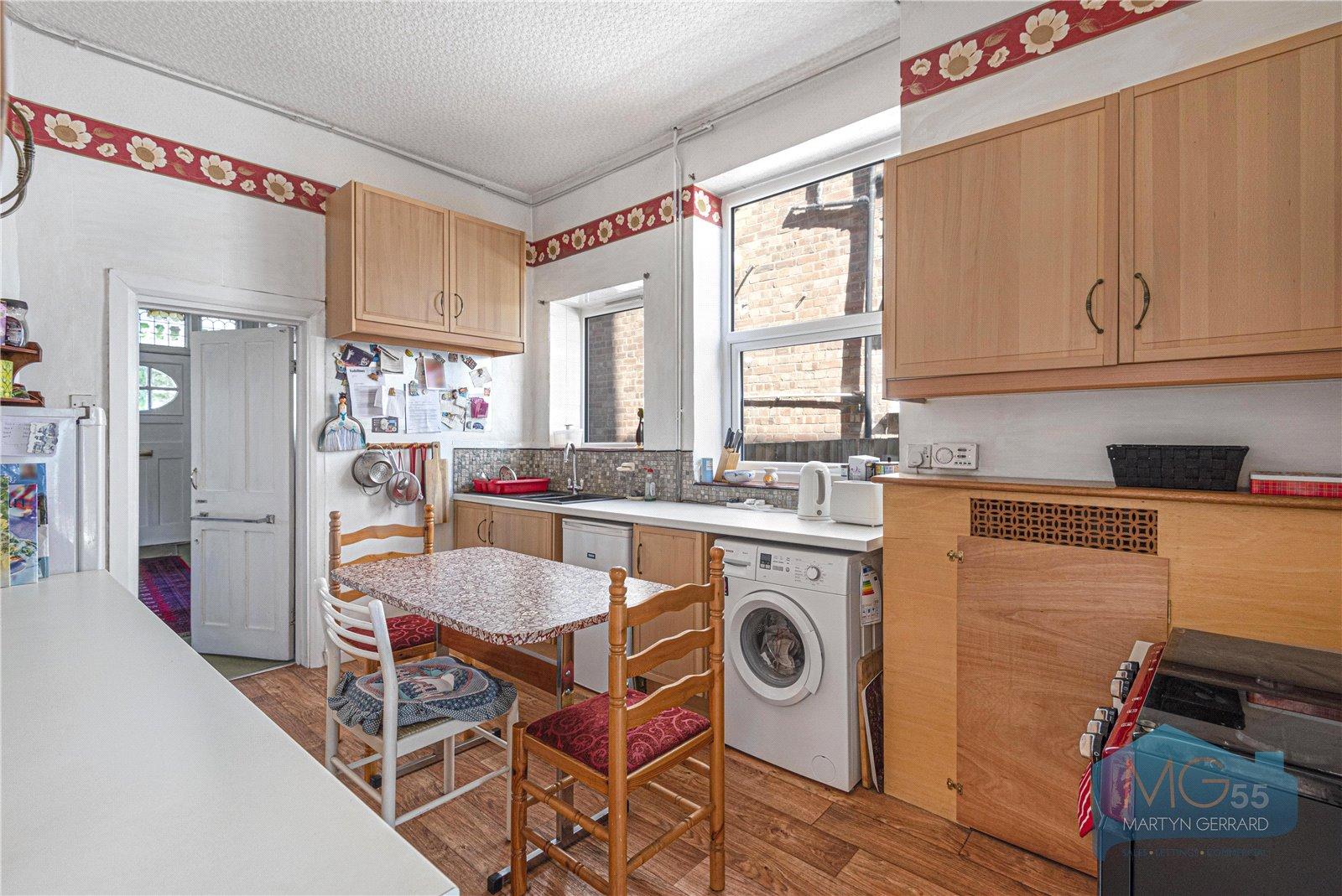 5 bedroom Detached House for sale - Martyn Gerrard