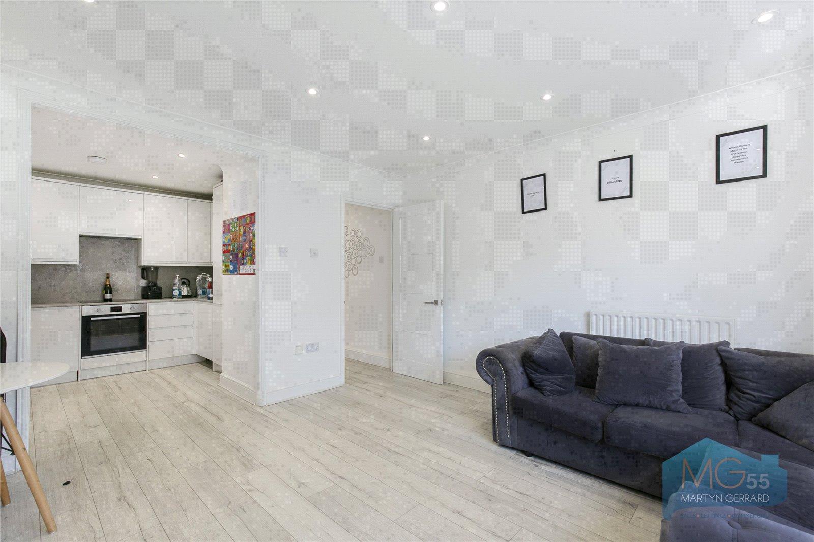 2 bedroom Apartment to rent - Martyn Gerrard
