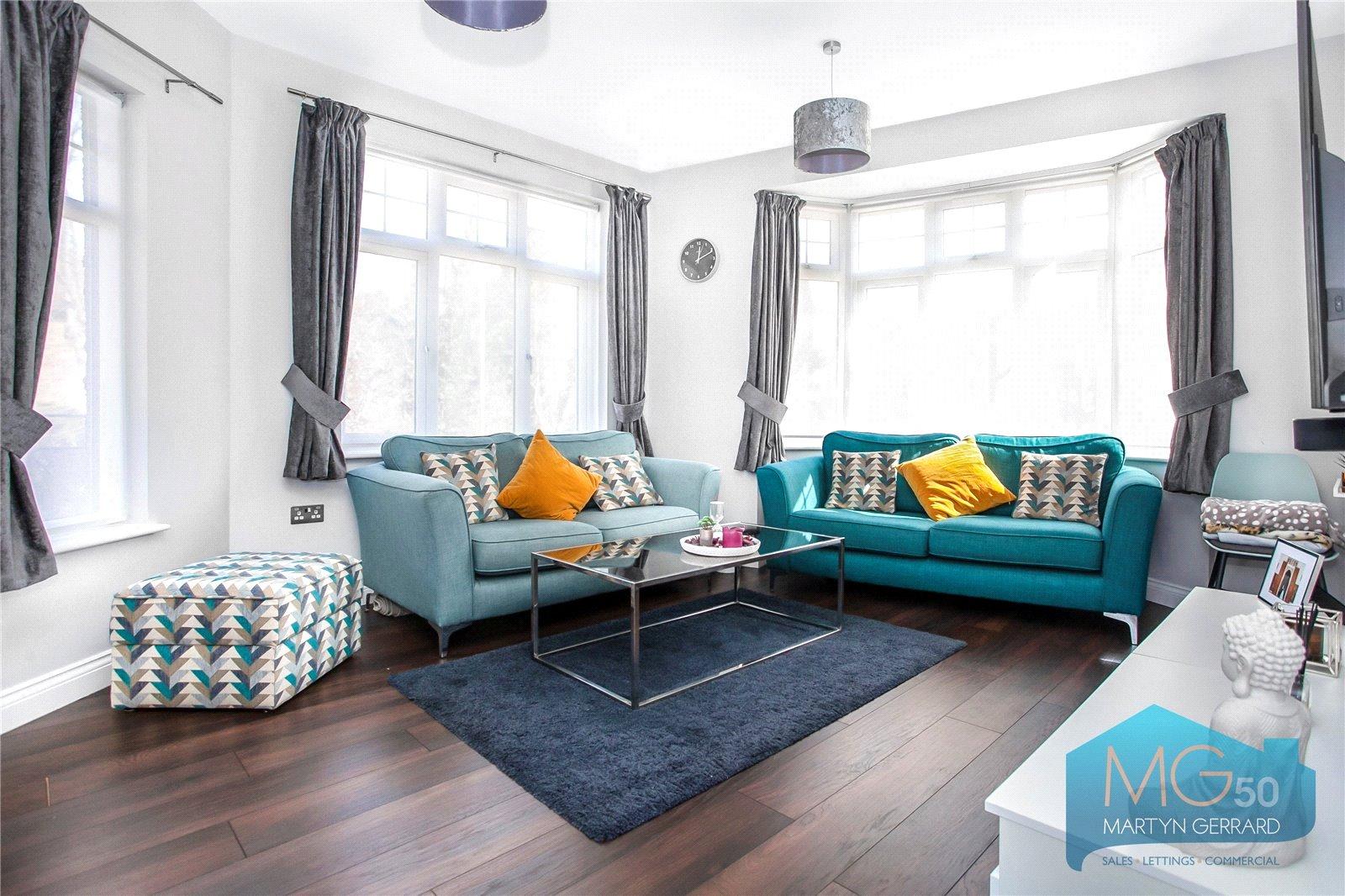 3 bedroom Apartment to rent - Martyn Gerrard