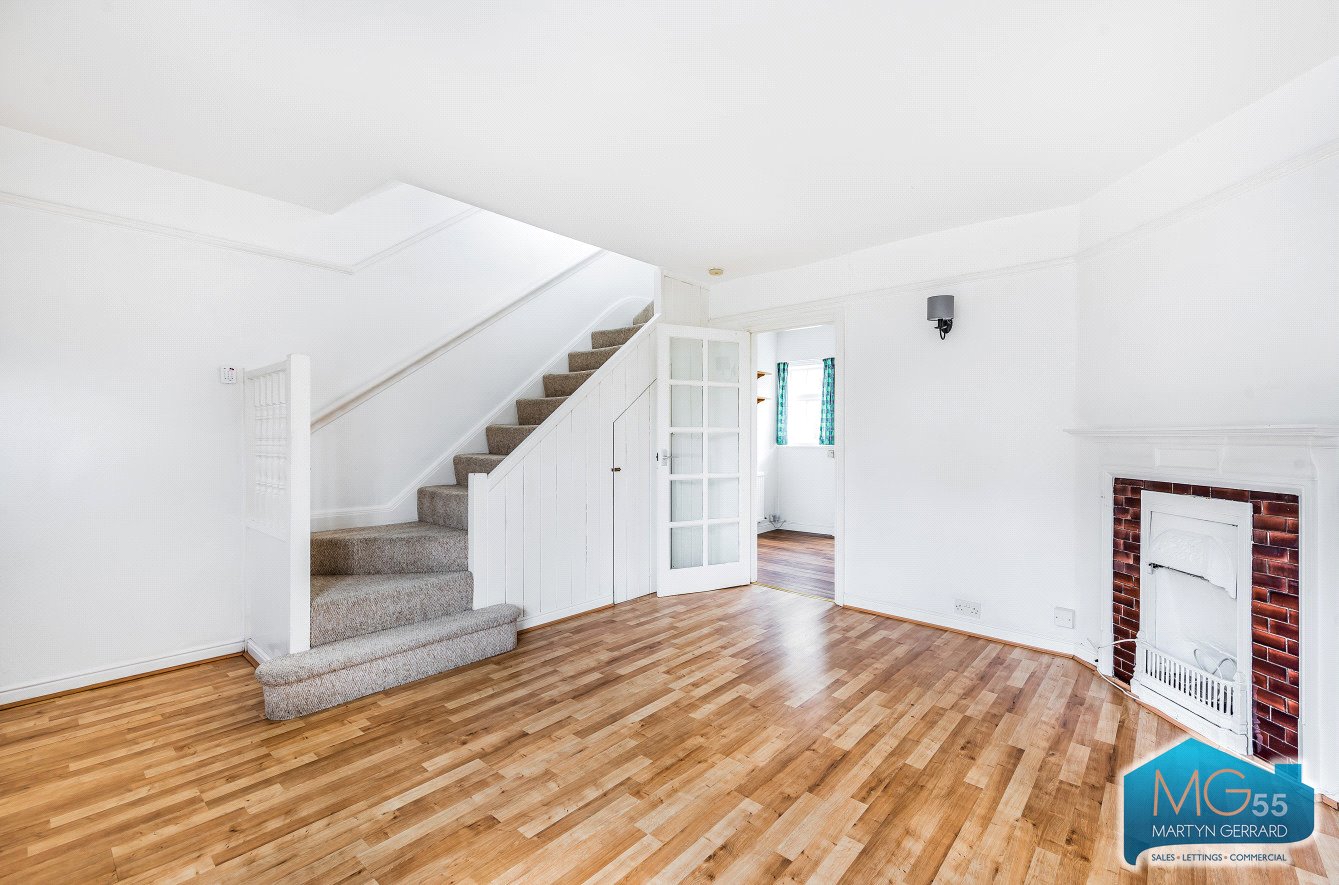 2 bedroom Semi-Detached House to rent - Martyn Gerrard