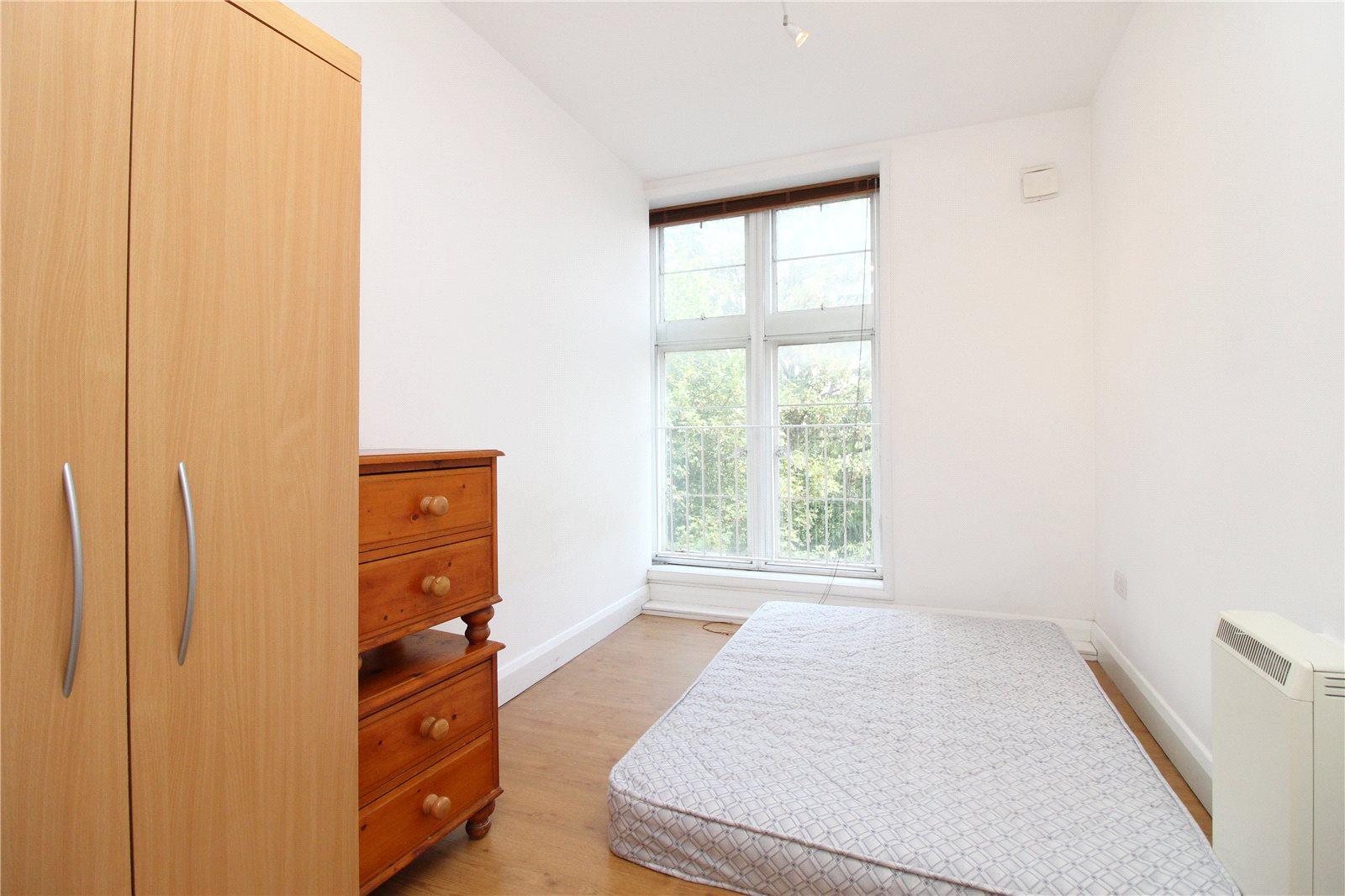 1 bedroom Apartment to rent - Martyn Gerrard