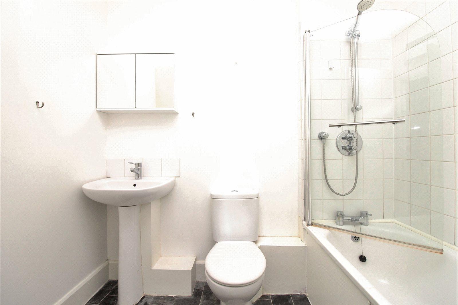 1 bedroom Apartment to rent - Martyn Gerrard
