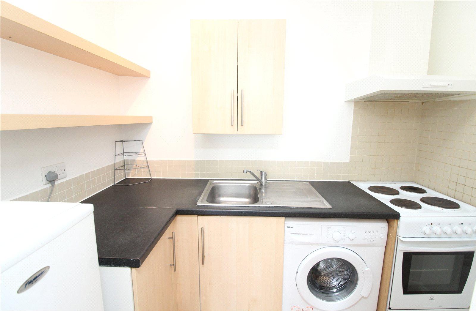 1 bedroom Apartment to rent - Martyn Gerrard