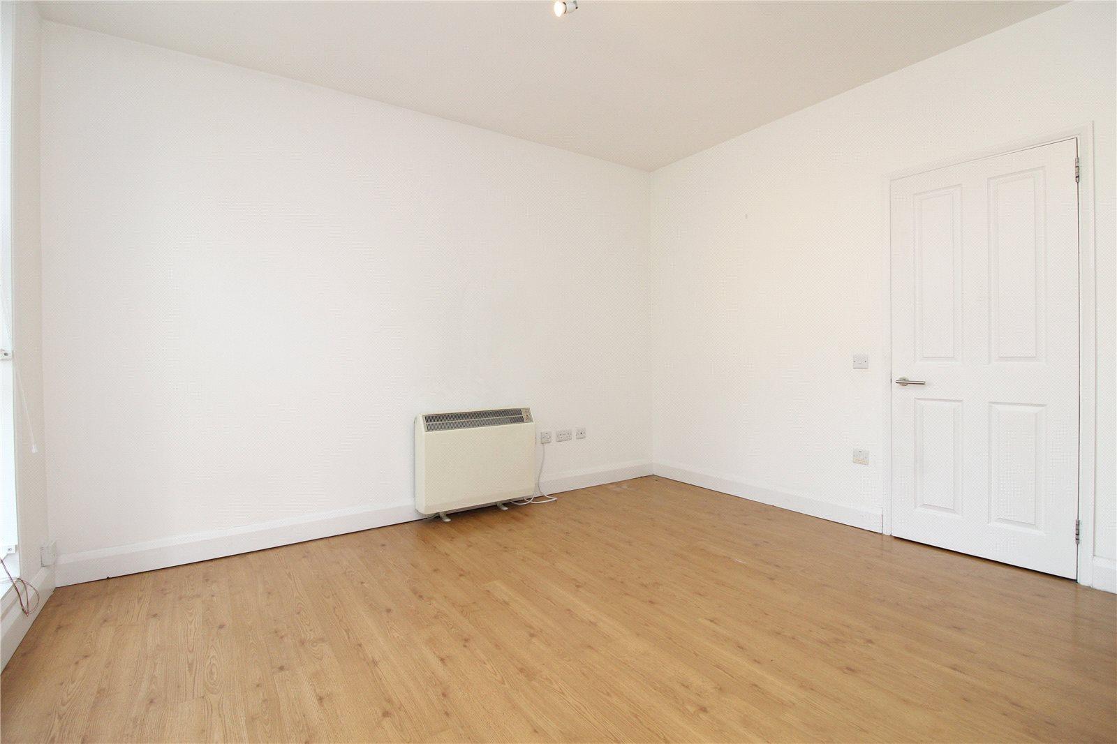 1 bedroom Apartment to rent - Martyn Gerrard
