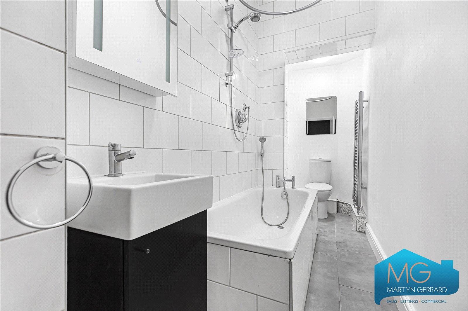 2 bedroom Ground Floor Flat for sale - Martyn Gerrard