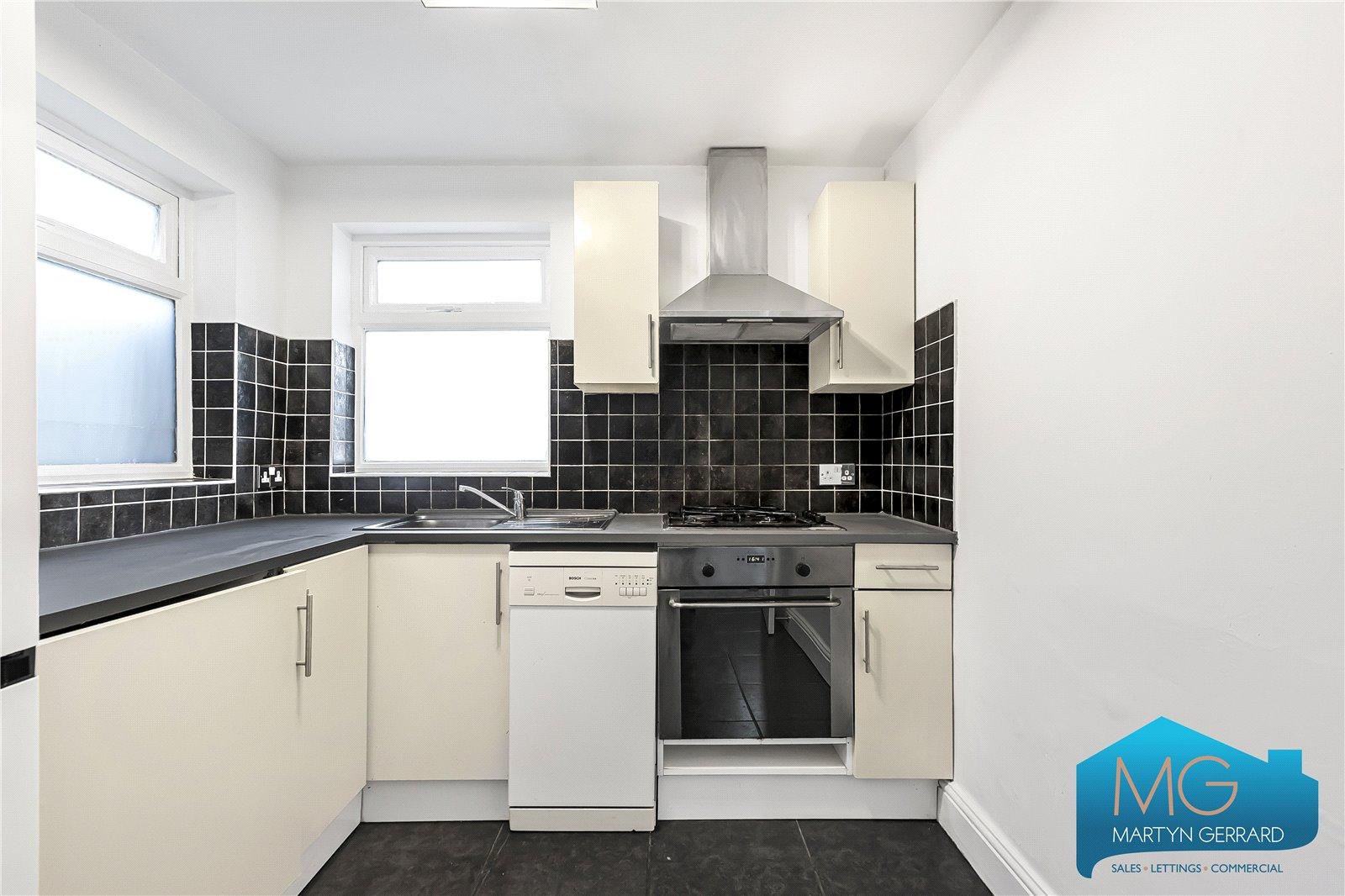 2 bedroom Ground Floor Flat for sale - Martyn Gerrard