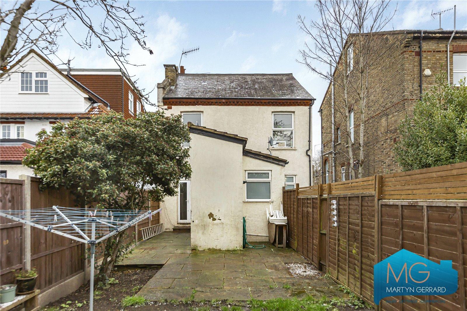 2 bedroom Ground Floor Flat for sale - Martyn Gerrard