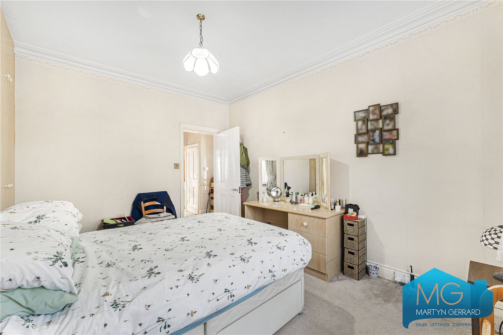 4 bedroom Semi-Detached House for sale - Martyn Gerrard