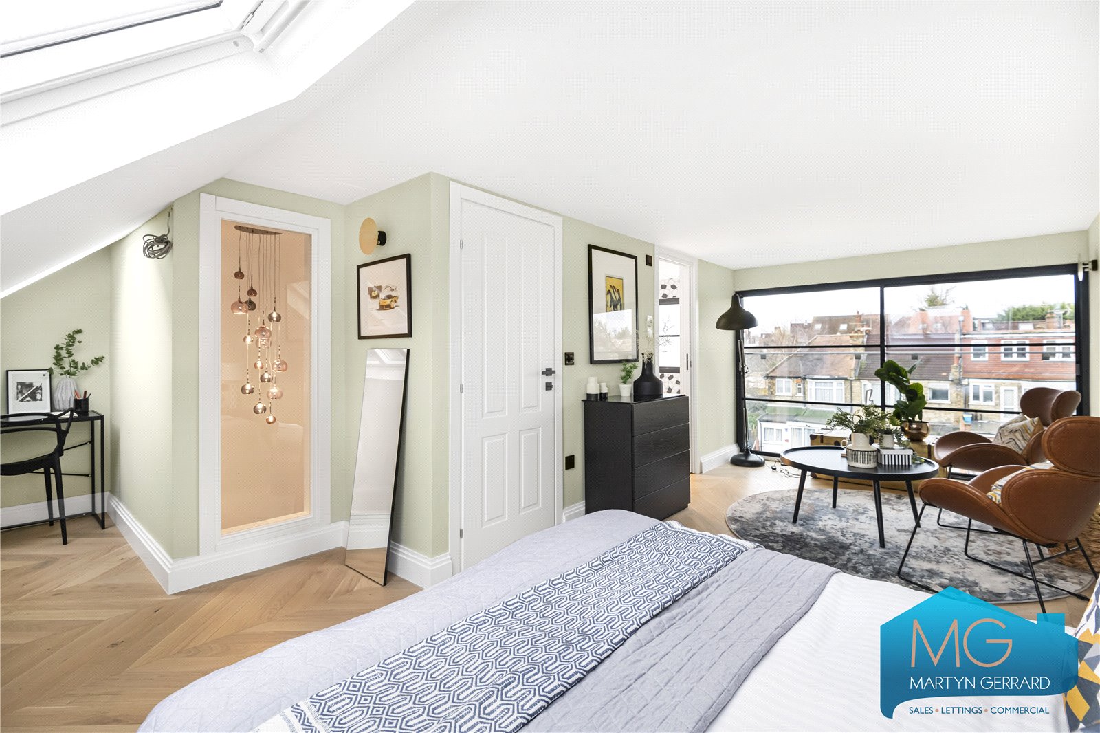 4 bedroom Terraced House for sale - Martyn Gerrard