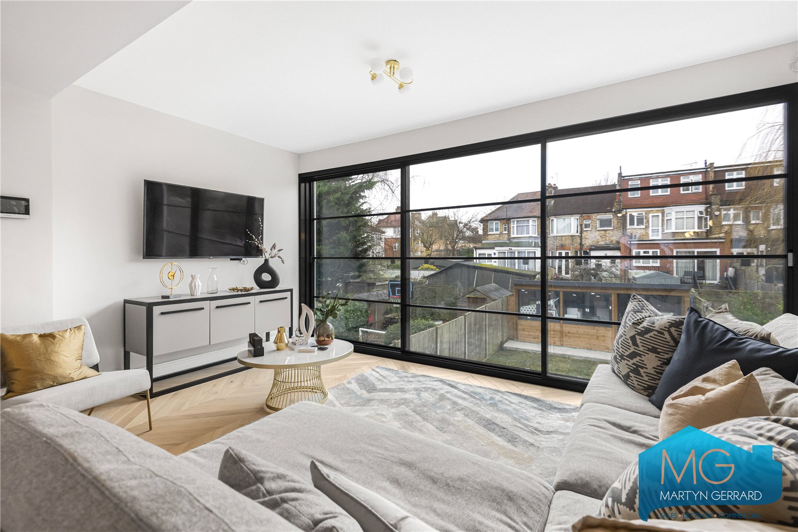 4 bedroom Terraced House for sale - Martyn Gerrard