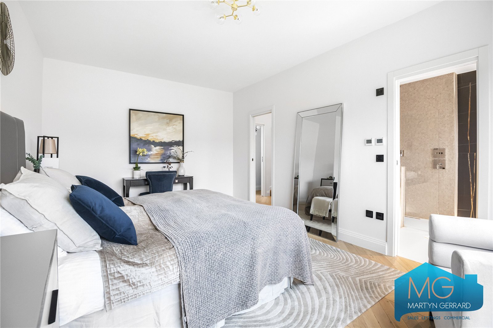 4 bedroom Terraced House for sale - Martyn Gerrard