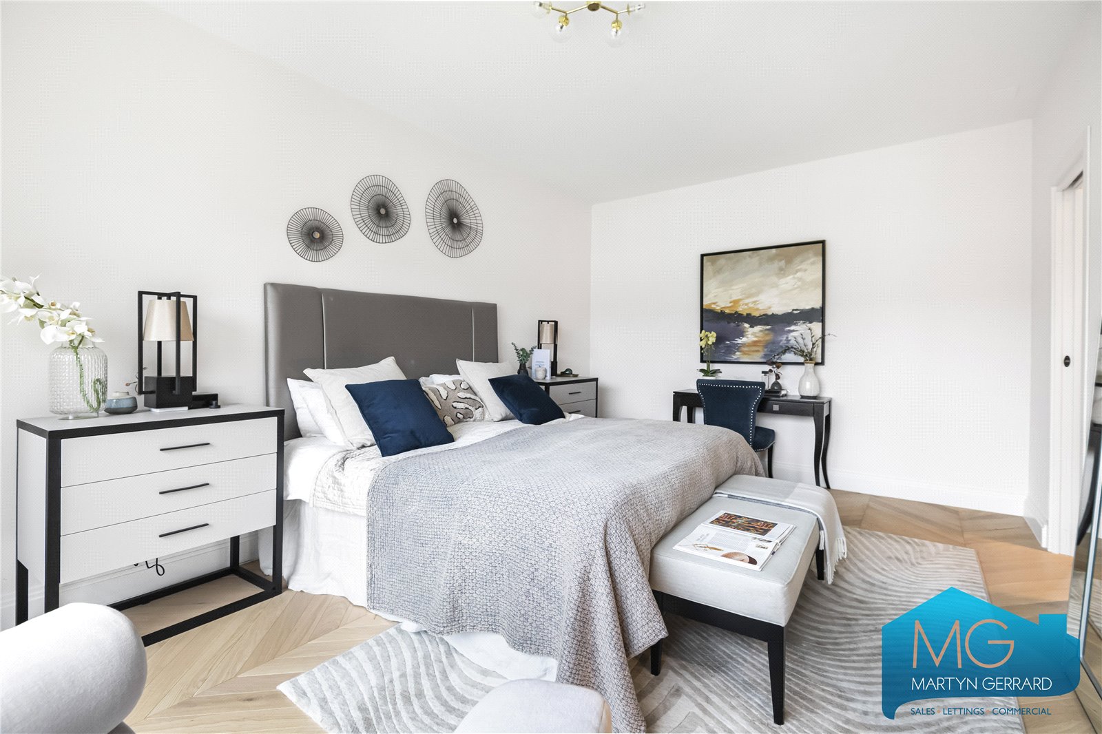 4 bedroom Terraced House for sale - Martyn Gerrard