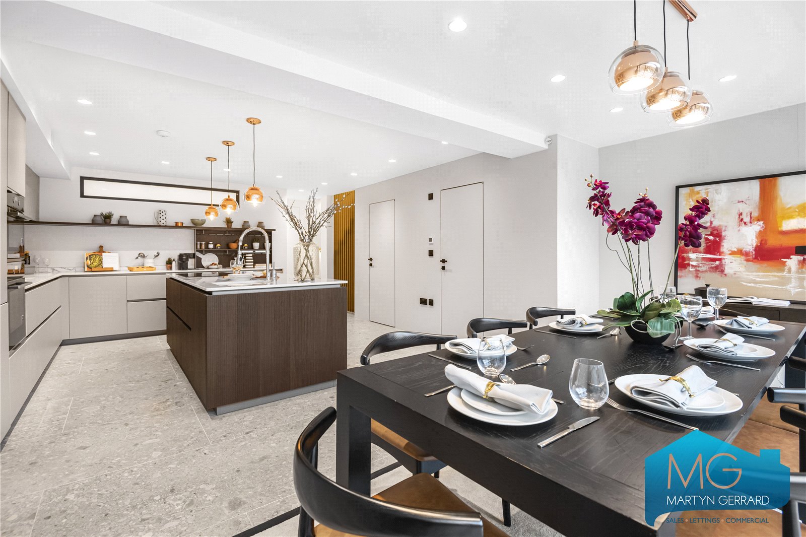4 bedroom Terraced House for sale - Martyn Gerrard