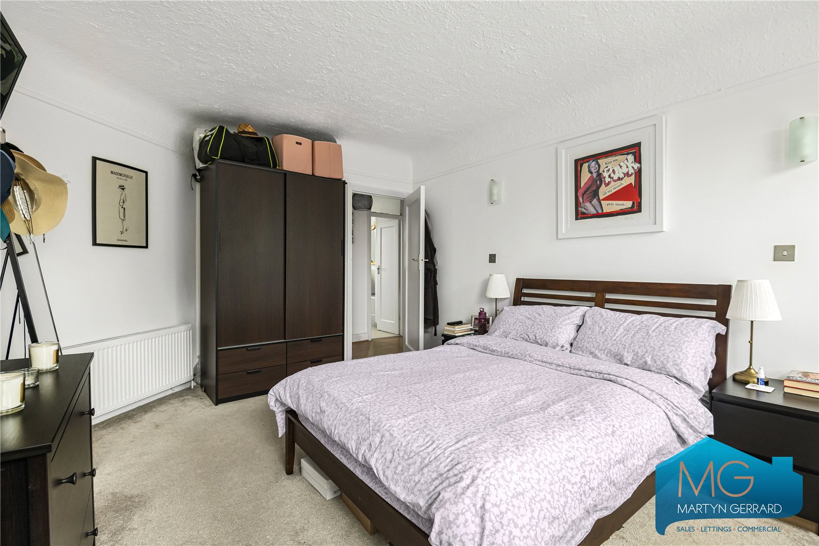 2 bedroom Apartment for sale - Martyn Gerrard