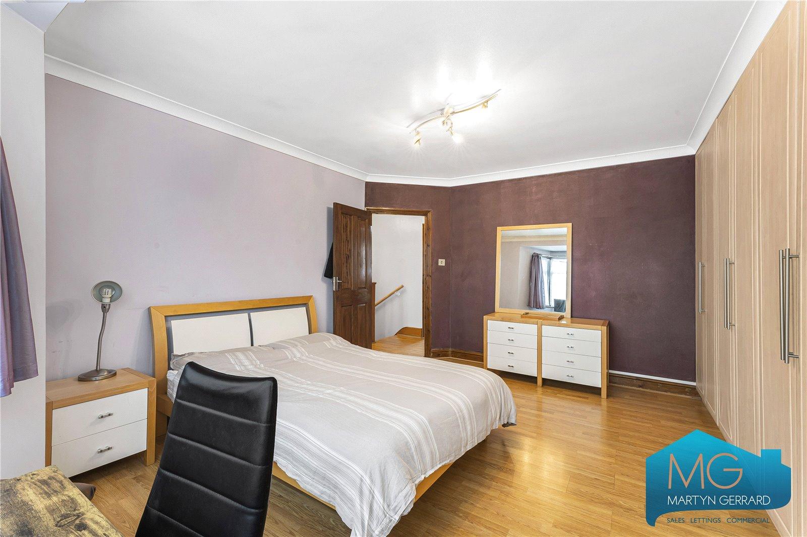5 bedroom Semi-Detached House for sale - Martyn Gerrard