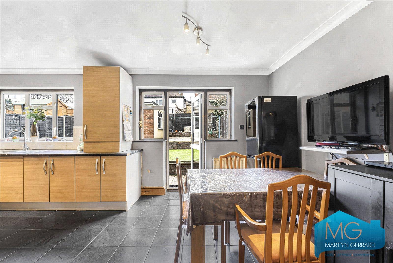 5 bedroom Semi-Detached House for sale - Martyn Gerrard