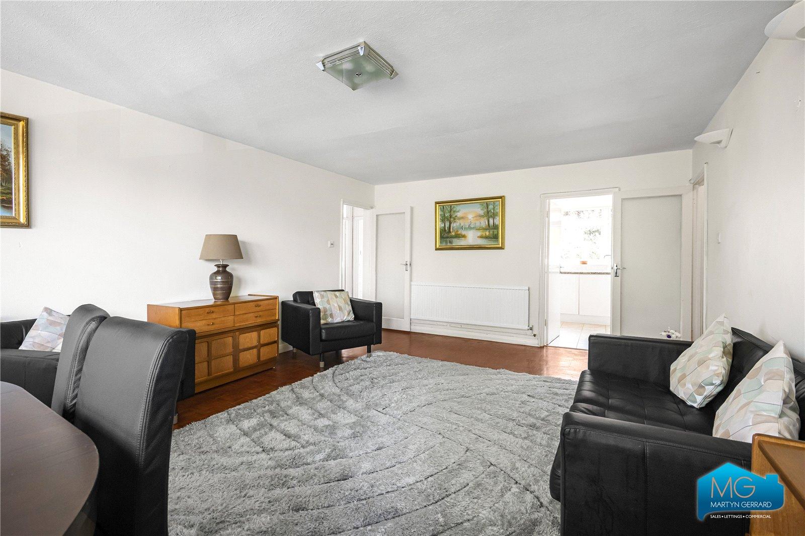 2 bedroom Apartment to rent - Martyn Gerrard