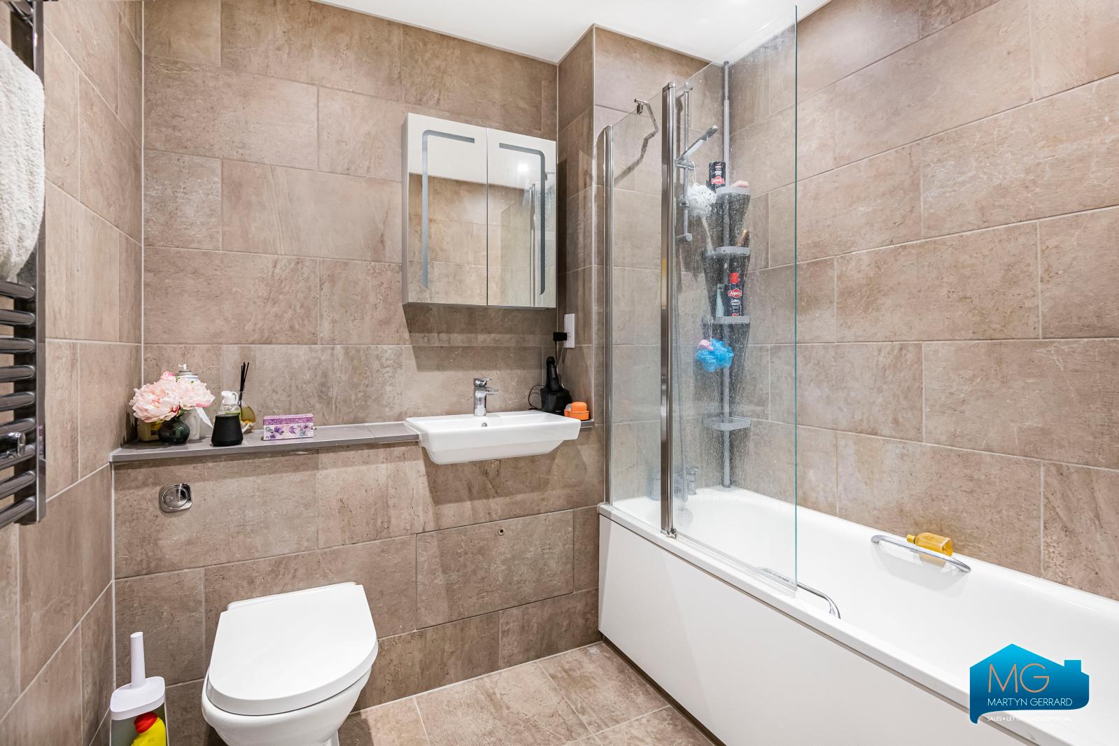 1 bedroom Apartment to rent - Martyn Gerrard