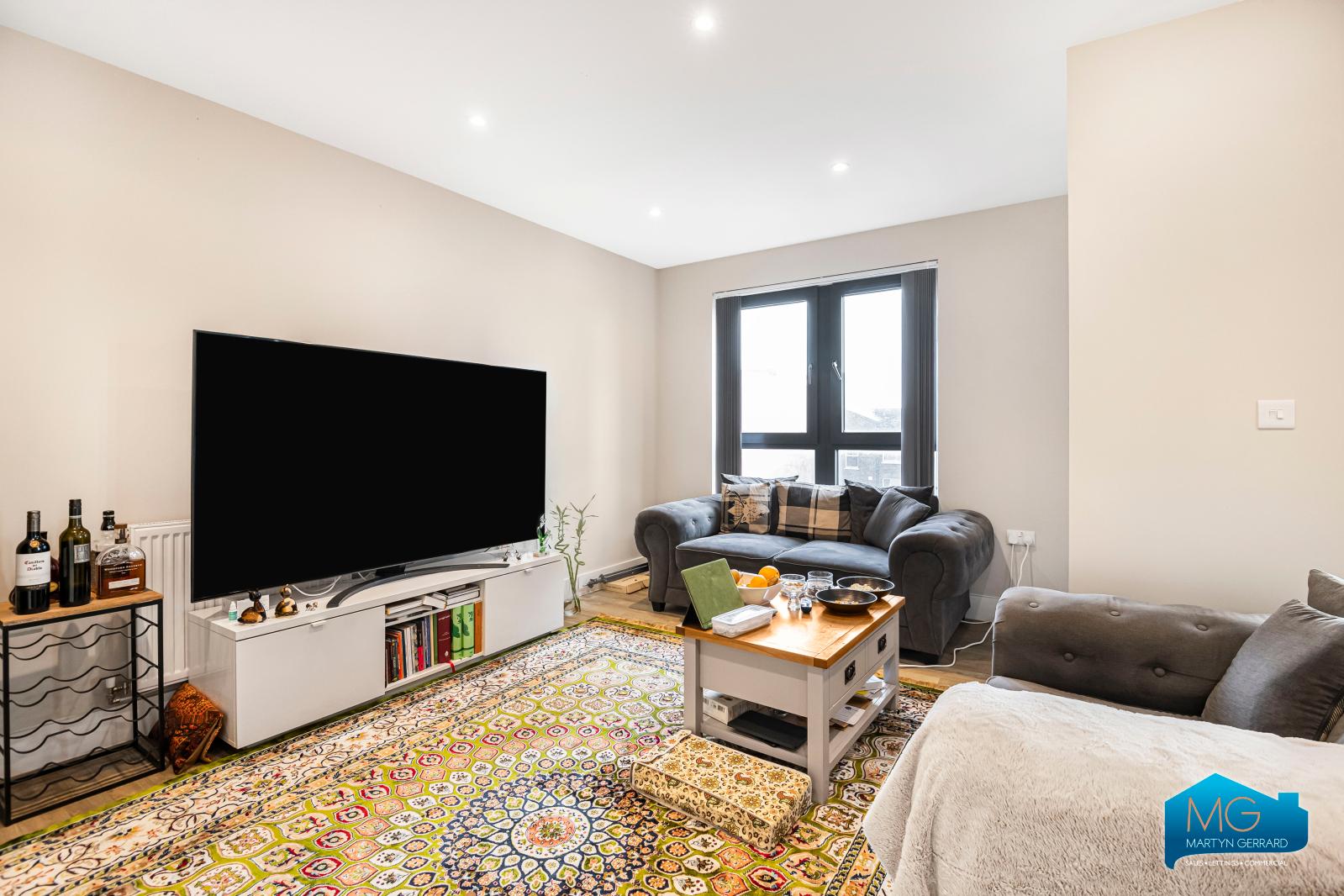 1 bedroom Apartment to rent - Martyn Gerrard