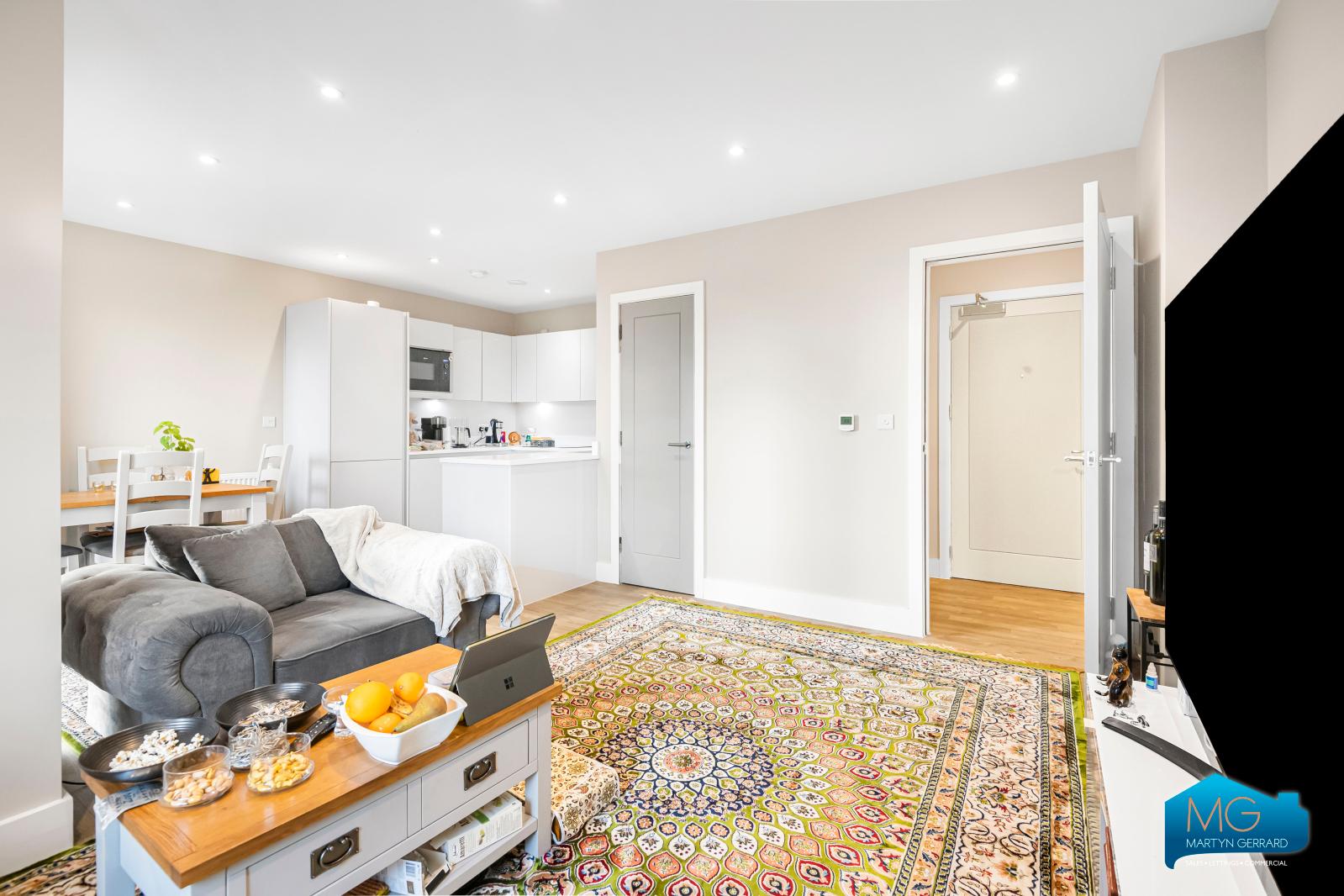 1 bedroom Apartment to rent - Martyn Gerrard