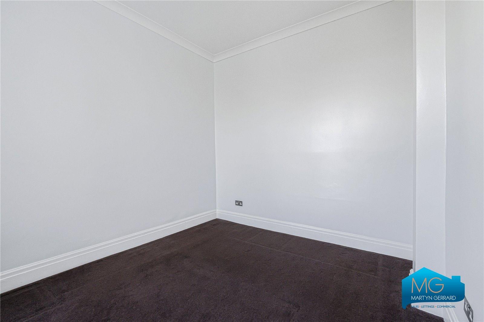 1 bedroom Apartment to rent - Martyn Gerrard