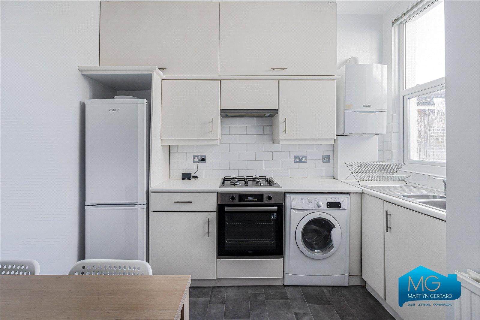 1 bedroom Apartment to rent - Martyn Gerrard