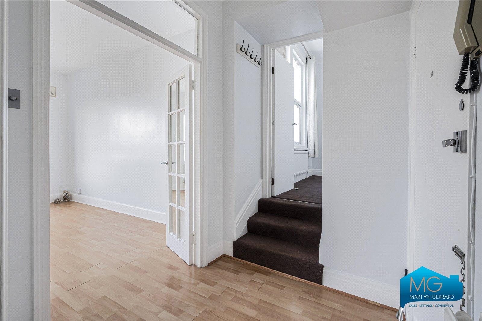 1 bedroom Apartment to rent - Martyn Gerrard