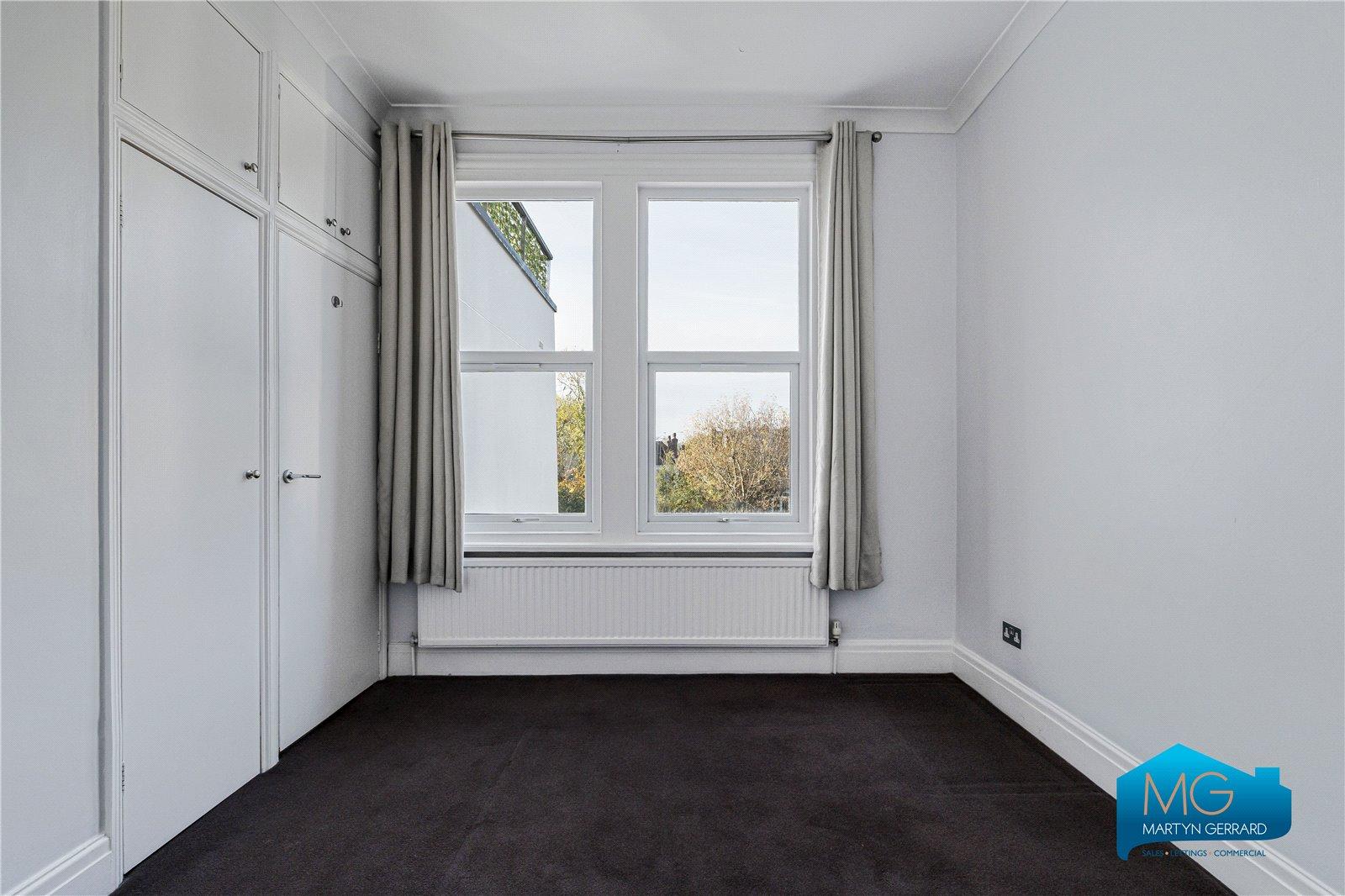 1 bedroom Apartment to rent - Martyn Gerrard