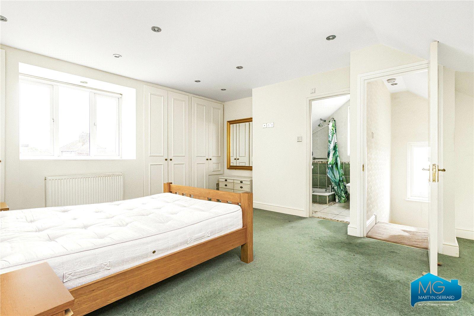 5 bedroom House to rent - Martyn Gerrard