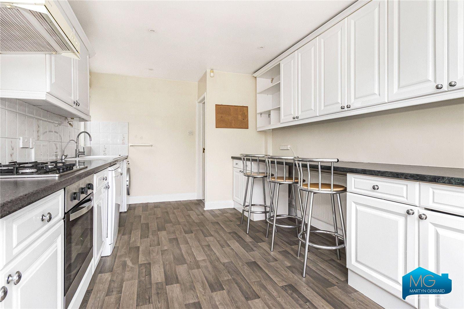 5 bedroom House to rent - Martyn Gerrard