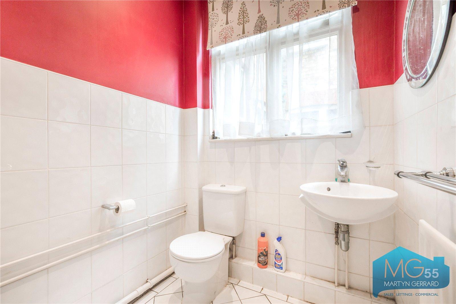 4 bedroom House to rent - Martyn Gerrard