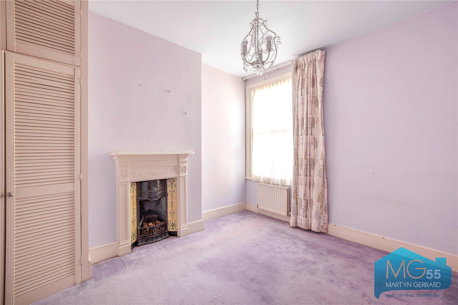 4 bedroom House to rent - Martyn Gerrard