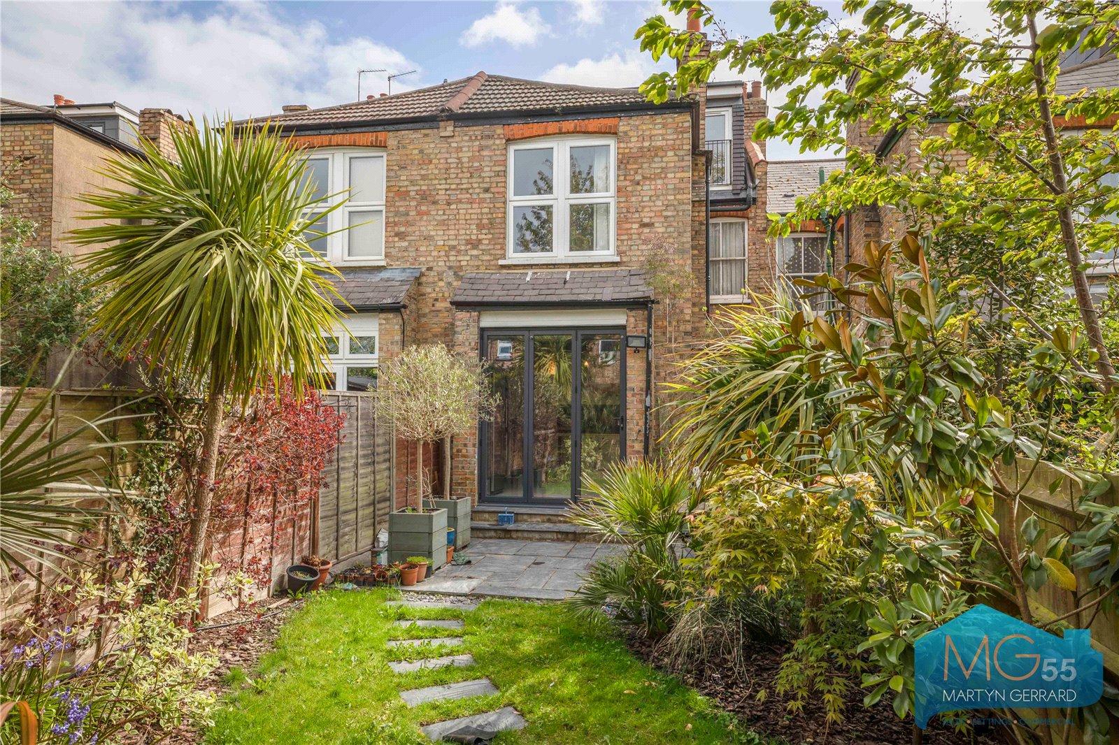 4 bedroom House to rent - Martyn Gerrard