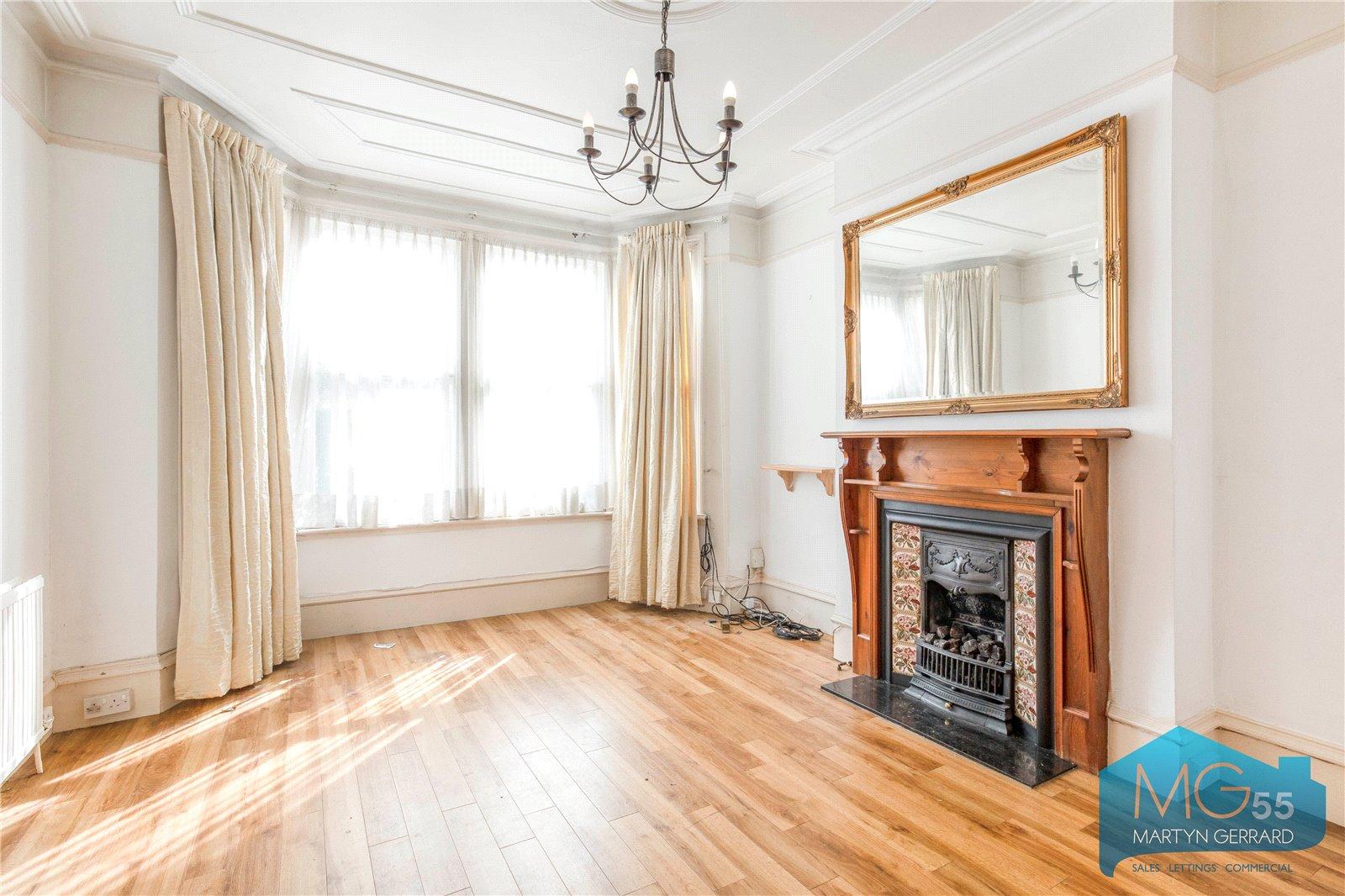 4 bedroom House to rent - Martyn Gerrard