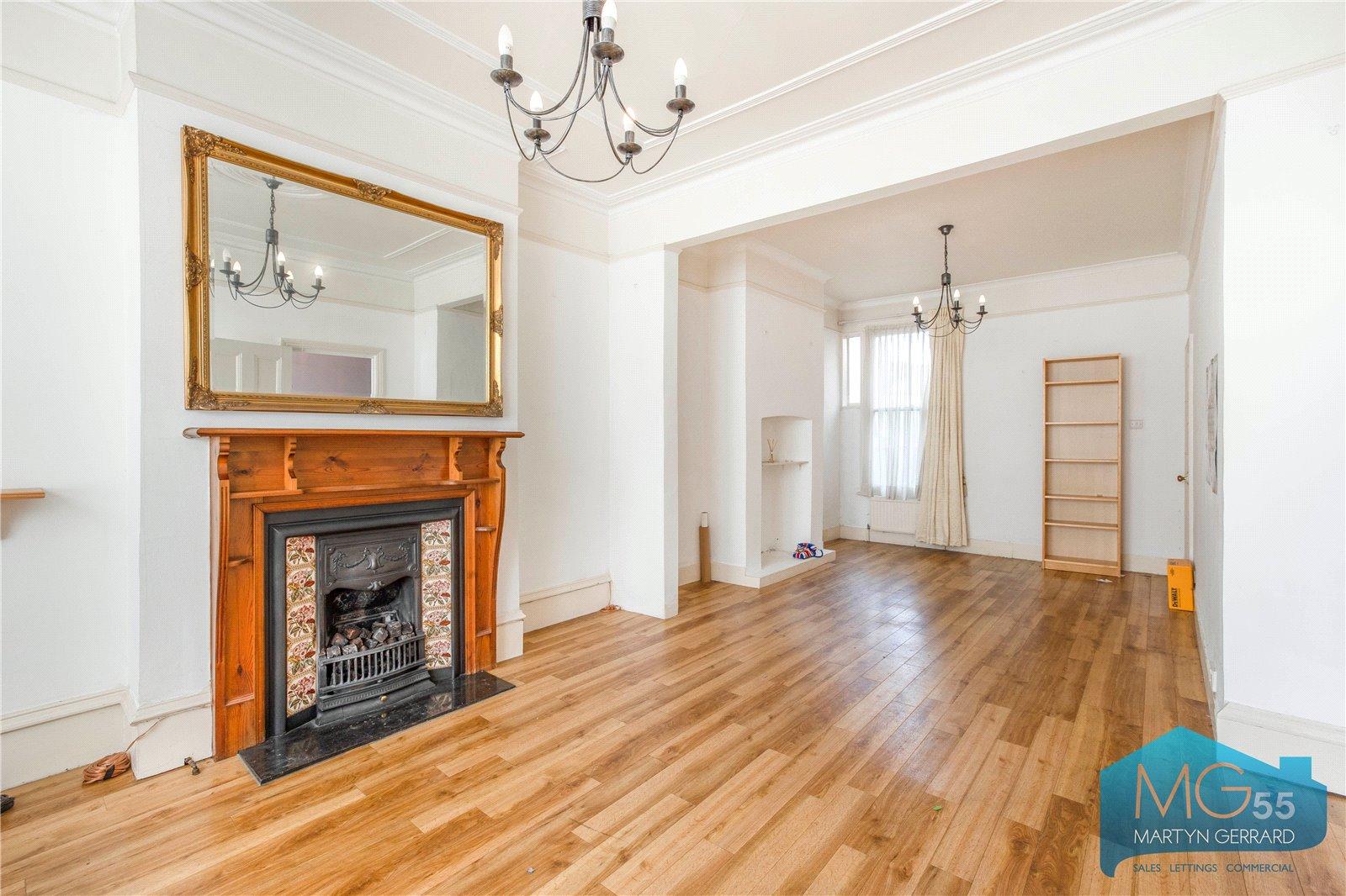 4 bedroom House to rent - Martyn Gerrard