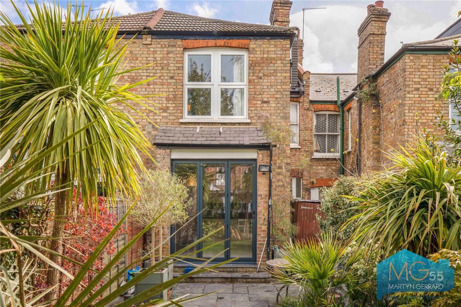 4 bedroom House to rent - Martyn Gerrard