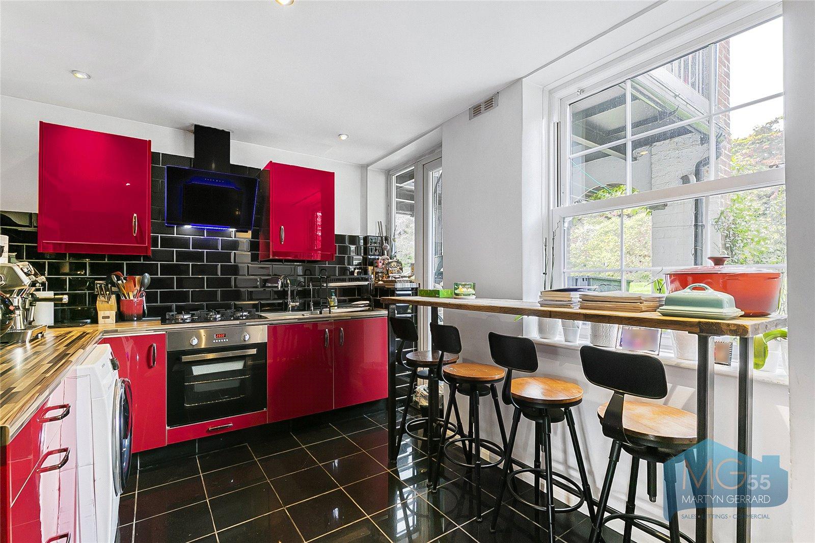3 bedroom Apartment for sale - Martyn Gerrard